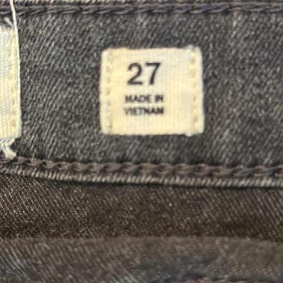 MISS ME Mid-Rise Cropped Jeans Women's Size 27 straight Spring! - Picture 9 of 10